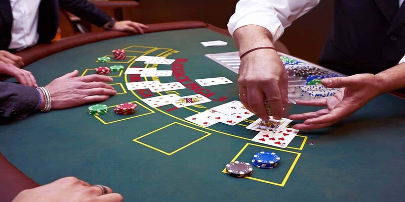 Luật lệ trò chơi Blackjack là gì và những quy tắc chi tiết   